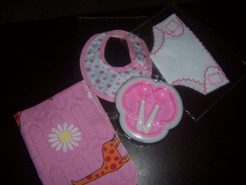 Pretend baby doll feeding set